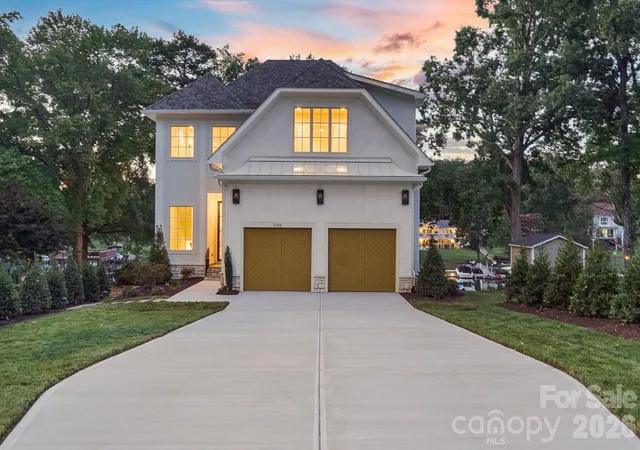Photo 1 of Single family home for sale at 21216 Rio Oro Dr, Cornelius, NC 28031 | MLS# 4425303 | Listing updated on 2026-09-23