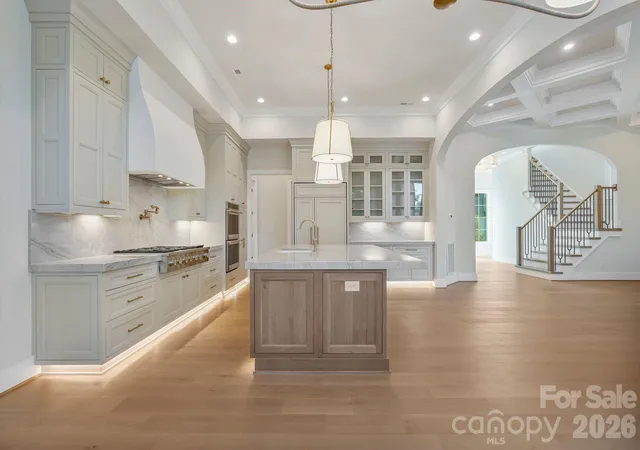 Photo 4 of Single family home for sale at 21216 Rio Oro Dr, Cornelius, NC 28031 | MLS# 4425303 | Listing updated on 2026-09-23