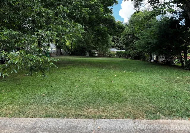 Land for sale at 1010 Lomond Ave, Charlotte, NC 28206 | MLS# 4425307