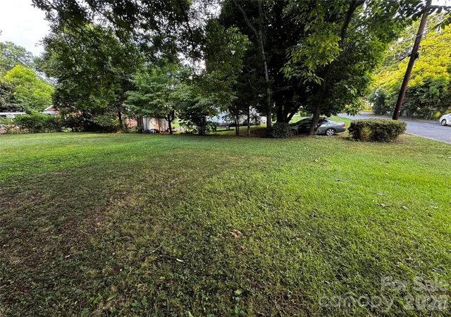 Photo 2 of Land for sale at 1010 Lomond Ave, Charlotte, NC 28206 | MLS# 4425307 | Listing updated on 2026-09-18