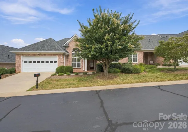 Photo 2 of Townhouse for sale at 3131 9th Street Dr Ne #26, Hickory, NC 28601 | MLS# 4425327 | Listing updated on 2026-09-22