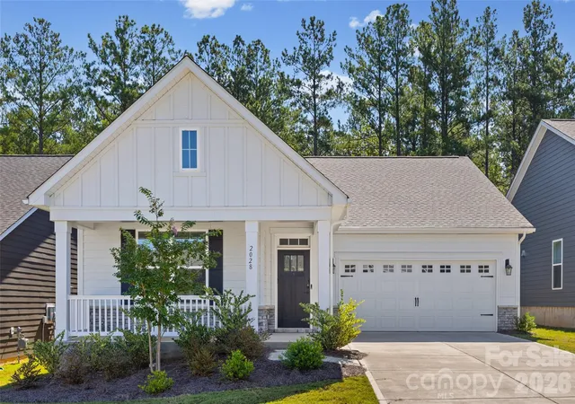 Photo 1 of Single family home for sale at 2028 Skyhawk Dr, York, SC 29745 | MLS# 4425331 | Listing updated on 2026-09-25
