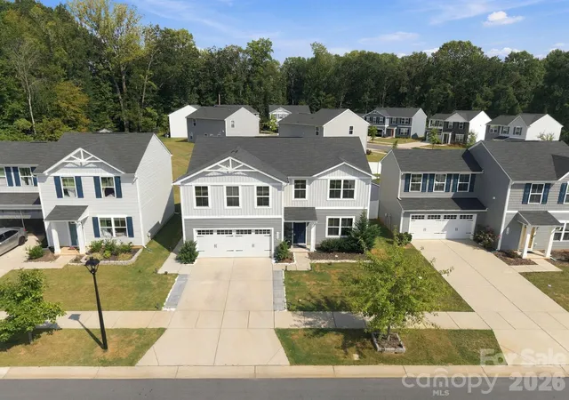 Photo 3 of Single family home for sale at 5108 Rustling Pines Ct, Charlotte, NC 28215 | MLS# 4425354 | Listing updated on 2026-09-26