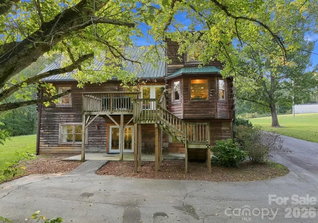 Photo 2 of Single family home for sale at 720 Cane Crk Rd, Fletcher, NC 28732 | MLS# 4425358 | Listing updated on 2026-09-26