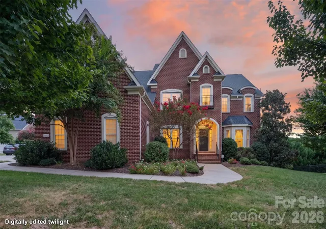 Photo 1 of Single family home for sale at 10103 Legolas Ln, Charlotte, NC 28269 | MLS# 4425362 | Listing updated on 2026-09-29