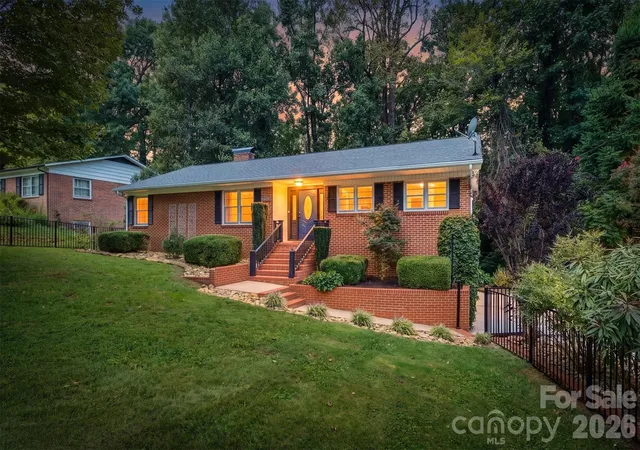 Photo 1 of Single family home for sale at 146 Maehill Pl Sw, Lenoir, NC 28645 | MLS# 4425371 | Listing updated on 2026-09-22