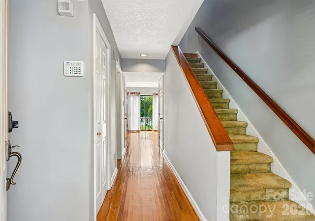Photo 3 of Townhouse for sale at 5182 Corbin Ln, Hickory, NC 28601 | MLS# 4425372 | Listing updated on 2026-09-25