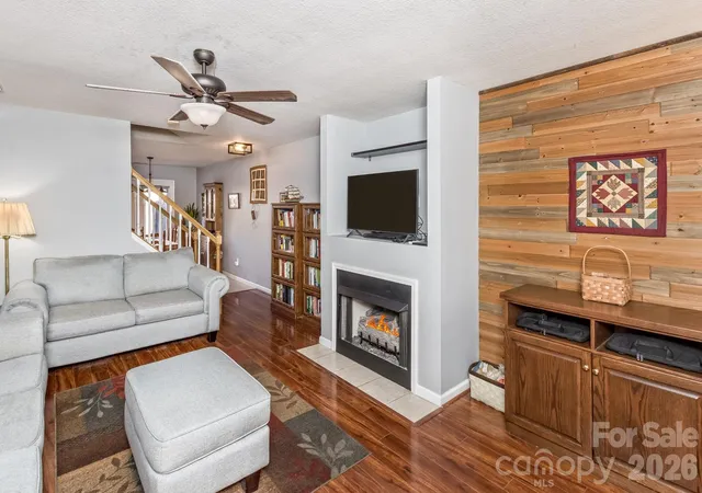 Photo 3 of Townhouse for sale at 5 Lilac Flds Way, Arden, NC 28704 | MLS# 4425374 | Listing updated on 2026-10-07