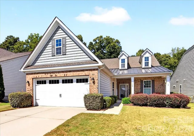 Photo 1 of Single family home for sale at 744 Bearcamp Way, Fort Mill, SC 29715 | MLS# 4425396 | Listing updated on 2026-09-25