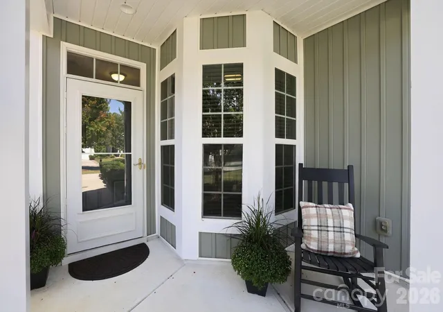 Photo 2 of Single family home for sale at 23137 Whimbrel Cir, Fort Mill, SC 29707 | MLS# 4425405 | Listing updated on 2026-09-28