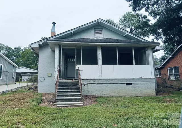 Photo 2 of Single family home for sale at 610 Lineberger St, Shelby, NC 28150 | MLS# 4425409 | Listing updated on 2026-09-17