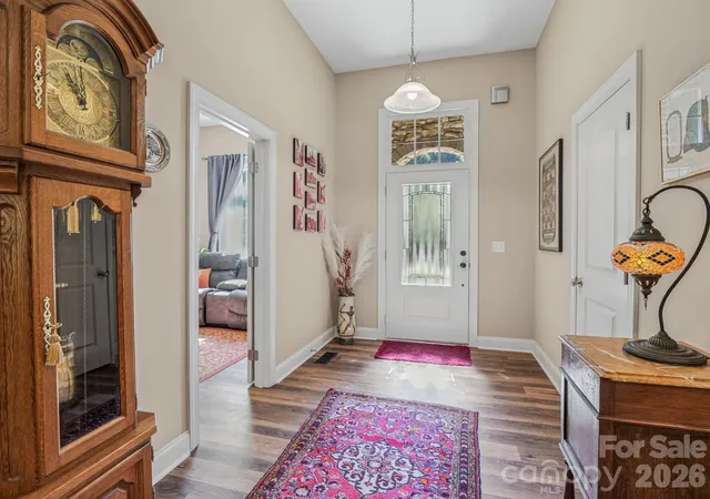 Photo 3 of Single family home for sale at 168 Willow Pl Cir, Hendersonville, NC 28739 | MLS# 4425410 | Listing updated on 2026-09-28