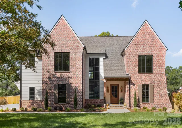 Photo 1 of Single family home for sale at 542 Lansdowne Rd, Charlotte, NC 28270 | MLS# 4425418 | Listing updated on 2026-10-27