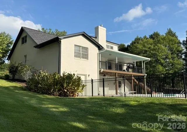Photo 3 of Single family home for sale at 1441 Shirebourn, Hickory, NC 28602 | MLS# 4425423 | Listing updated on 2026-09-17