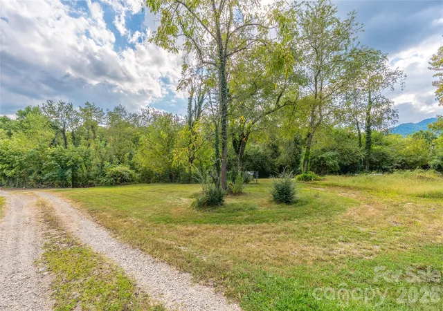 Photo 1 of Land for sale at 16 Arda Dr, Candler, NC 28715 | MLS# 4425430 | Listing updated on 2026-09-19