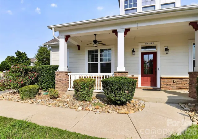 Photo 2 of Single family home for sale at 10605 Coronet Ct, Harrisburg, NC 28075 | MLS# 4425438 | Listing updated on 2026-09-22
