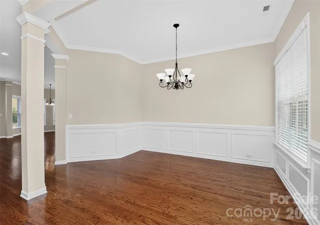 Photo 4 of Single family home for sale at 10605 Coronet Ct, Harrisburg, NC 28075 | MLS# 4425438 | Listing updated on 2026-09-22