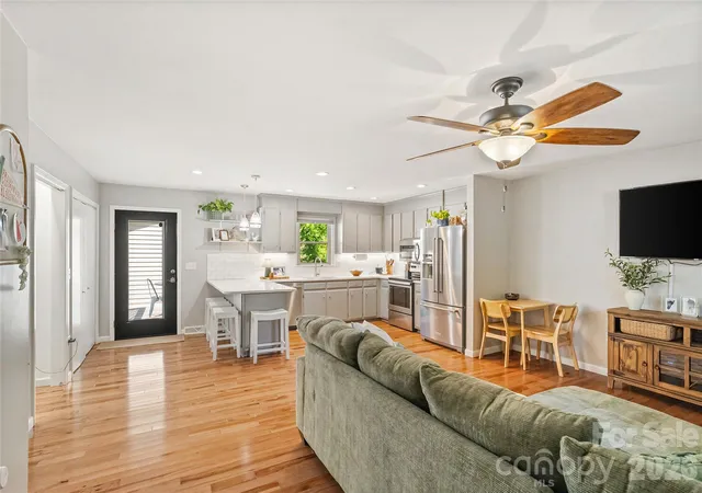 Photo 4 of Single family home for sale at 2207 Carter Dr, Albemarle, NC 28001 | MLS# 4425439 | Listing updated on 2026-09-18