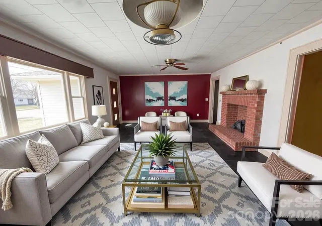 Photo 1 of Single family home for sale at 708 Carbon City Rd, Morganton, NC 28655 | MLS# 4425451 | Listing updated on 2026-10-26
