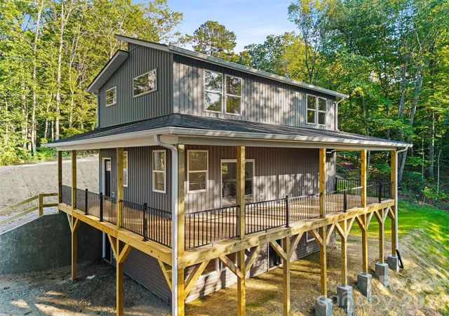 Photo 2 of Single family home for sale at 160 Blossom Ridge, Leicester, NC 28748 | MLS# 4425456 | Listing updated on 2026-09-19