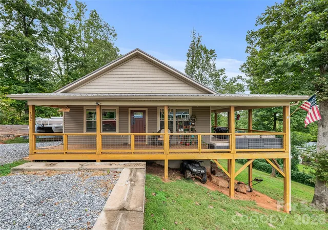 Photo 2 of Single family home for sale at 1884 Bear Crk Rd, Leicester, NC 28748 | MLS# 4425462 | Listing updated on 2026-10-07