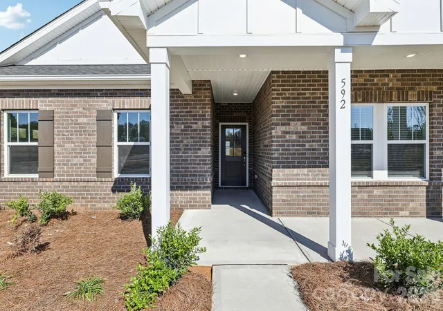 Photo 1 of Single family home for sale at 150 Arlingdale Dr, York, SC 29745 | MLS# 4425467 | Listing updated on 2026-09-17