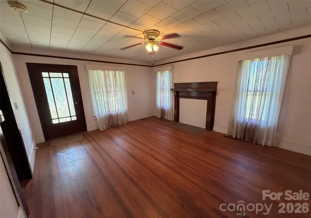 Photo 1 of Single family home for sale at 706 Carbon City Rd, Morganton, NC 28655 | MLS# 4425473 | Listing updated on 2026-10-28
