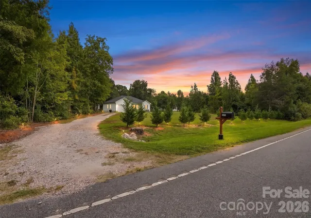 Photo 2 of Single family home for sale at 620 Murdock Rd, Richburg, SC 29729 | MLS# 4425477 | Listing updated on 2026-09-19