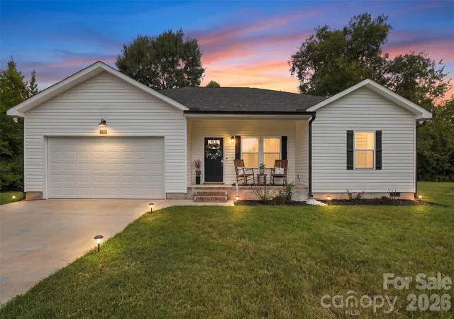 Photo 3 of Single family home for sale at 620 Murdock Rd, Richburg, SC 29729 | MLS# 4425477 | Listing updated on 2026-09-19
