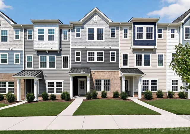 Townhouse for sale at 102 Admani Way #G, Mooresville, NC 28117 | MLS# 4425487