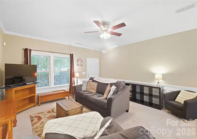 Photo 4 of Single family home for sale at 2516 Impatien Dr, Charlotte, NC 28215 | MLS# 4425493 | Listing updated on 2026-10-02