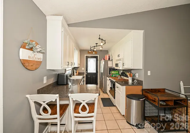 Photo 4 of Single family home for sale at 4912 Christopher Run Dr, Monroe, NC 28112 | MLS# 4425494 | Listing updated on 2026-09-18
