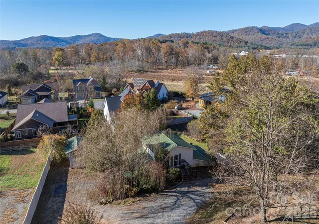 Photo 1 of Multi family home for sale at 223 Davidson Rd, Swannanoa, NC 28778 | MLS# 4425501 | Listing updated on 2026-10-03