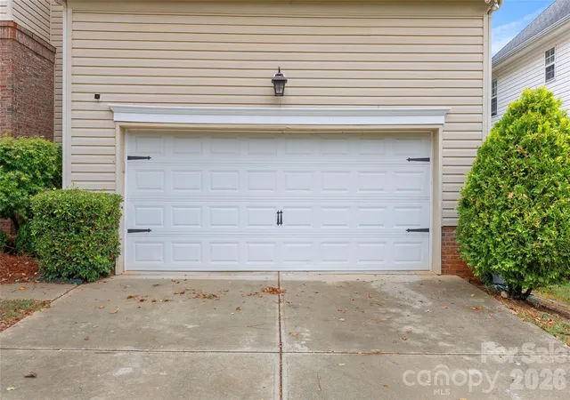 Photo 3 of Single family home for sale at 11424 Innes Ct, Charlotte, NC 28277 | MLS# 4425524 | Listing updated on 2026-10-04