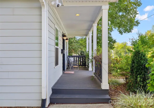 Photo 3 of Single family home for sale at 515 State St, Charlotte, NC 28208 | MLS# 4425526 | Listing updated on 2026-09-18