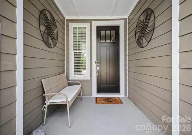 Photo 3 of Townhouse for sale at 8131 Merryvale Ln, Charlotte, NC 28214 | MLS# 4425527 | Listing updated on 2026-09-18