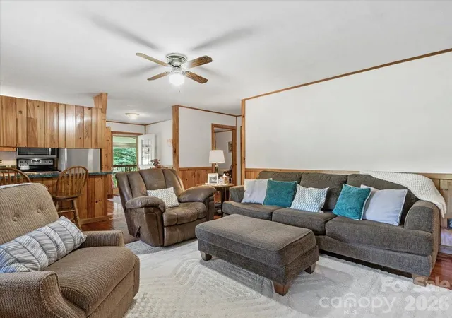Photo 3 of Single family home for sale at 1840 White Oak Rd, Burnsville, NC 28714 | MLS# 4425546 | Listing updated on 2026-09-18