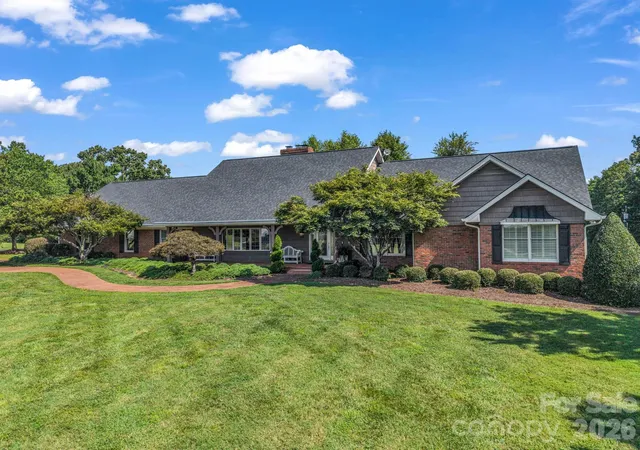 Photo 2 of Single family home for sale at 164 Brookfield Dr, Forest City, NC 28043 | MLS# 4425556 | Listing updated on 2026-09-21