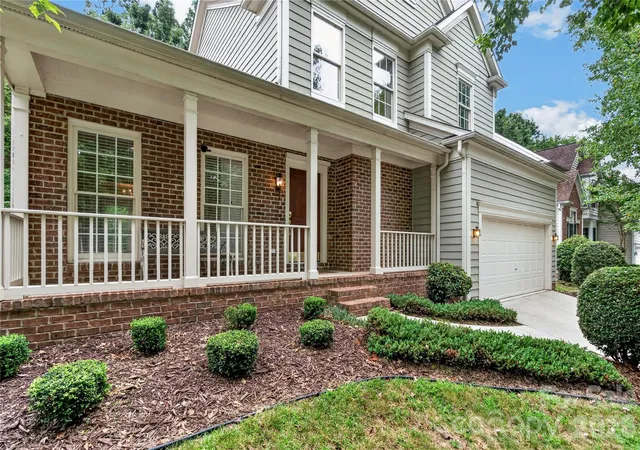 Photo 2 of Single family home for sale at 5726 Swanston Dr, Charlotte, NC 28269 | MLS# 4425561 | Listing updated on 2026-09-17