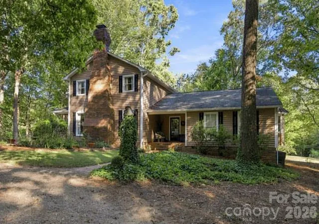 Photo 3 of Single family home for sale at 2840 Sparrow Springs Rd, Gastonia, NC 28052 | MLS# 4425569 | Listing updated on 2026-10-05