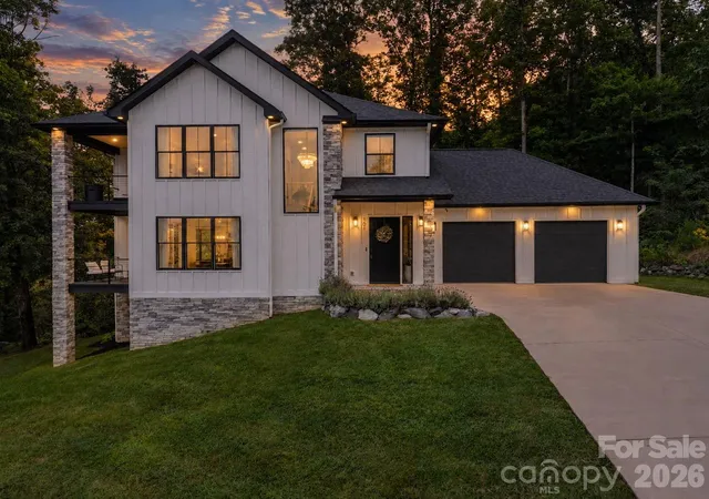 Photo 1 of Single family home for sale at 101 Balsamwood Rd, Leicester, NC 28748 | MLS# 4425573 | Listing updated on 2026-09-17