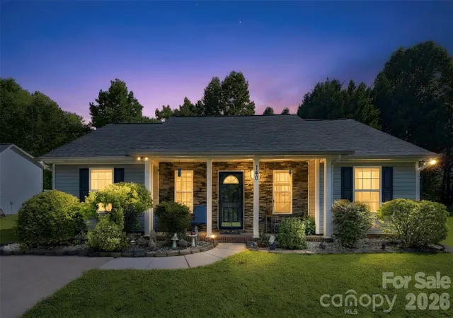 Photo 2 of Single family home for sale at 140 Addison Pl, Troutman, NC 28166 | MLS# 4425585 | Listing updated on 2026-10-07