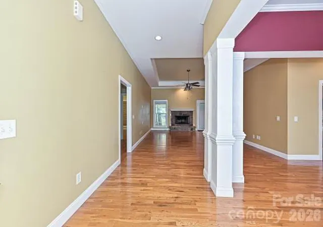 Photo 1 of Single family home for sale at 2715 Lakeview Cir, Matthews, NC 28105 | MLS# 4425587 | Listing updated on 2026-09-19
