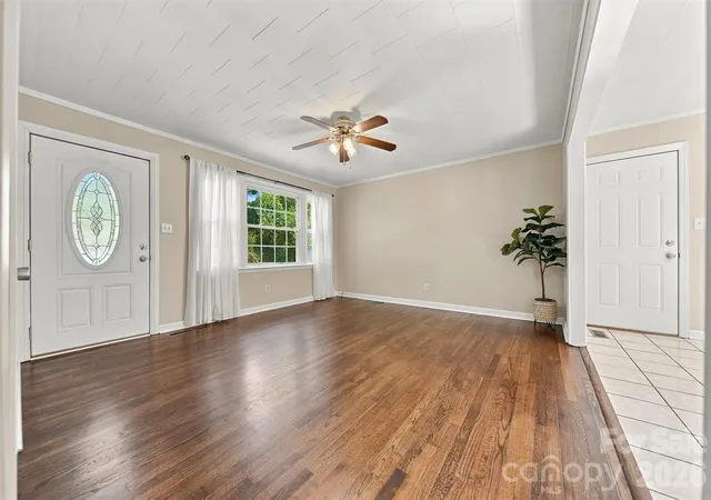 Photo 3 of Single family home for sale at 911 Kenham Pl Sw, Lenoir, NC 28645 | MLS# 4425588 | Listing updated on 2026-09-27