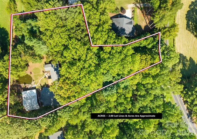 Photo 2 of Single family home for sale at 13923 Asbury Chapel Rd, Huntersville, NC 28078 | MLS# 4425592 | Listing updated on 2026-10-10