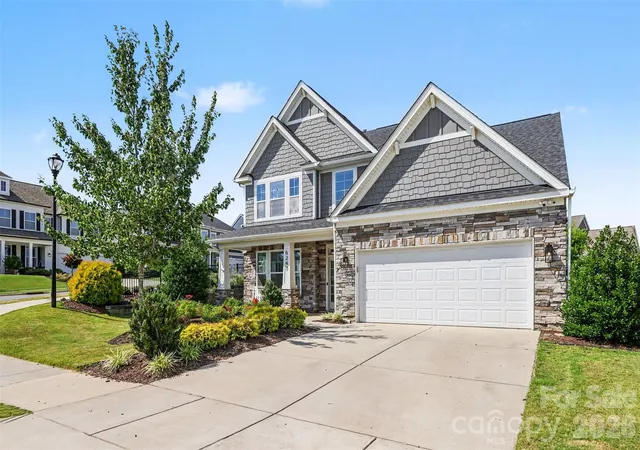 Photo 2 of Single family home for sale at 6247 Six String Ct, Fort Mill, SC 29708 | MLS# 4425602 | Listing updated on 2026-09-17
