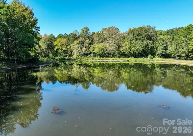 Photo 3 of Single family home for sale at 1291 Hines Rd, Clover, SC 29710 | MLS# 4425612 | Listing updated on 2026-10-05