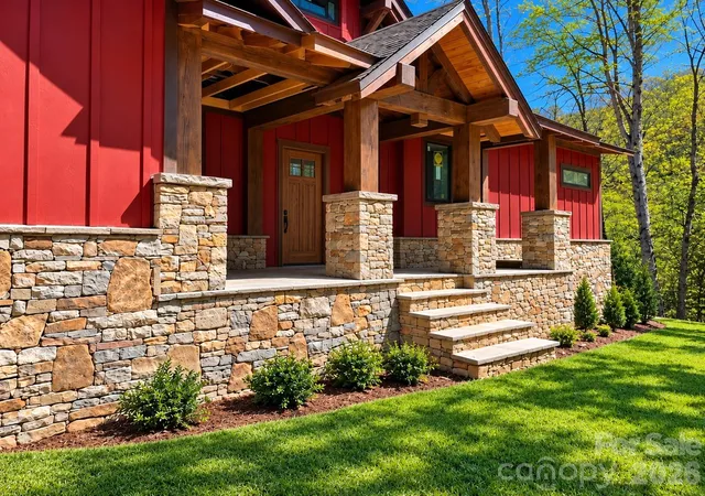 Single family home for sale at 30 Finlaystone Tr, Waynesville, NC 28786 | MLS# 4425626 | Listing updated on 2026-10-02