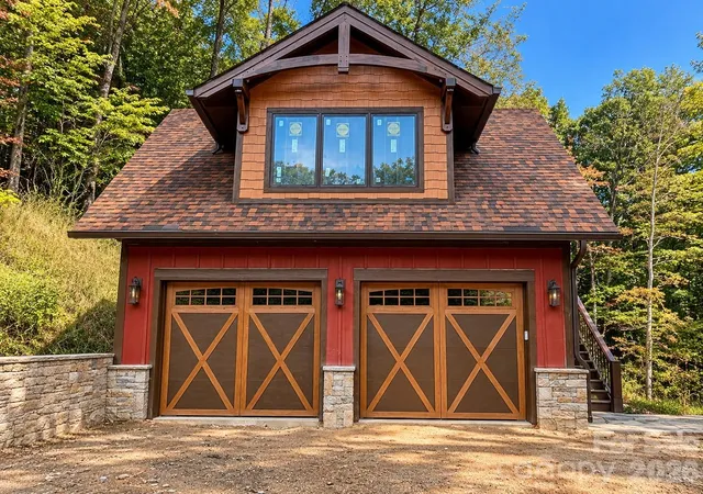 Photo 1 of Single family home for sale at 30 Finlaystone Tr, Waynesville, NC 28786 | MLS# 4425626 | Listing updated on 2026-10-02