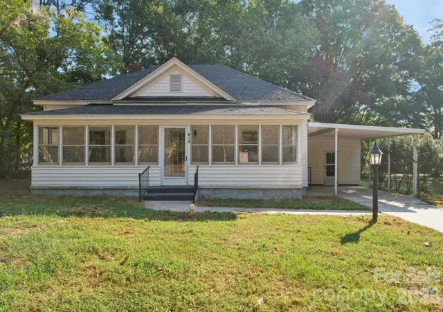 Photo 1 of Single family home for sale at 614 Hasty St, Marshville, NC 28103 | MLS# 4425629 | Listing updated on 2026-09-21